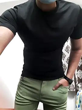 Guyinshortss online show from 11/29/25, 07:47