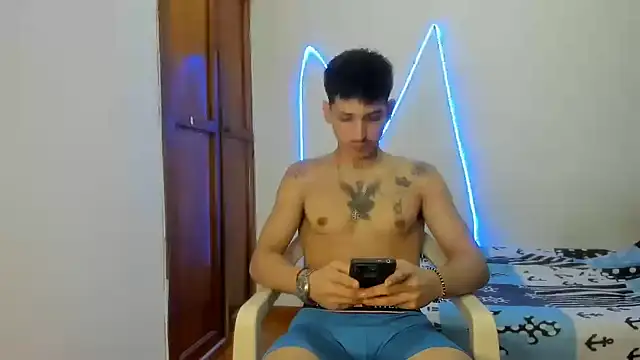 Snapshot of MasterSEX420 chatting on 01/16/26, 04:00 MasterSEX420 online show from 01/16/26, 04:00