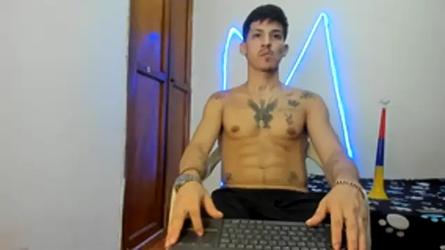 Snapshot of MasterSEX420 chatting on 01/17/26, 08:56 MasterSEX420 online show from 01/17/26, 08:56