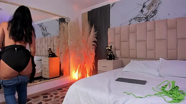 EmmaTorres  online show from 03/06/26, 09:54