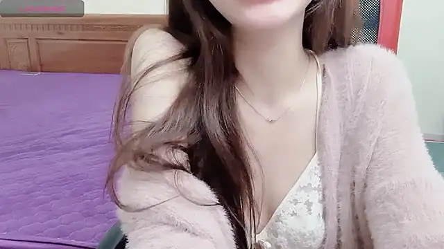 TrinhH Nabbi online show from 02/19/25, 06:22