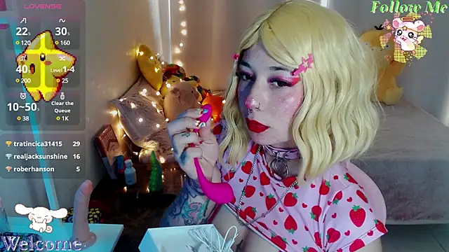Snapshot of mily_milk_ chatting on 12/07/24, 10:34 mily milk online show from 12/07/24, 10:34