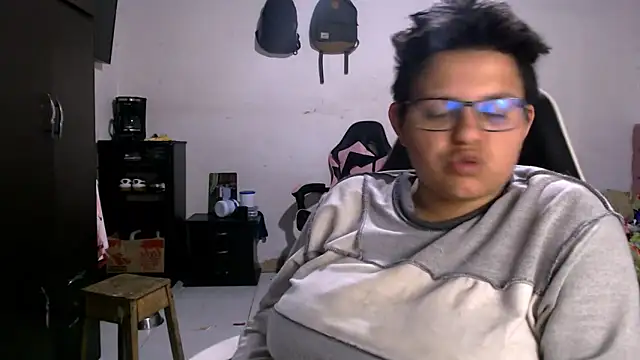 tatsumi nao online show from 11/15/25, 12:58