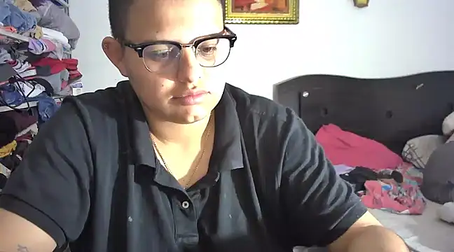 tatsumi nao online show from 02/08/25, 07:04