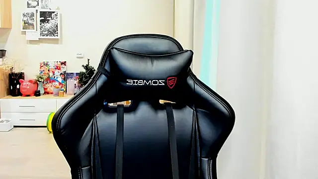 Sm0ly online show from 10/02/25, 02:04