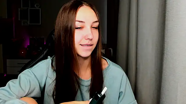 Sm0ly online show from 10/13/25, 02:02