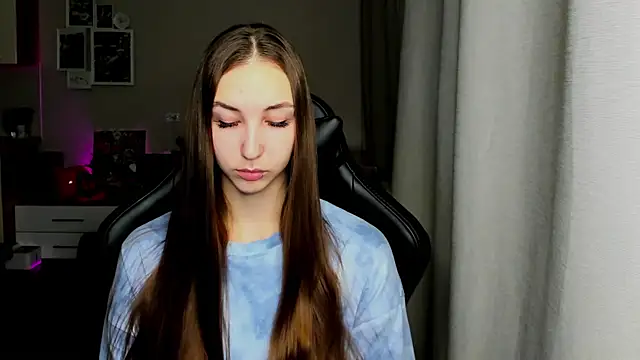 Sm0ly online show from 12/04/25, 02:54