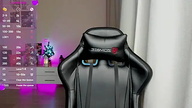 Sm0ly online show from 01/12/25, 01:53