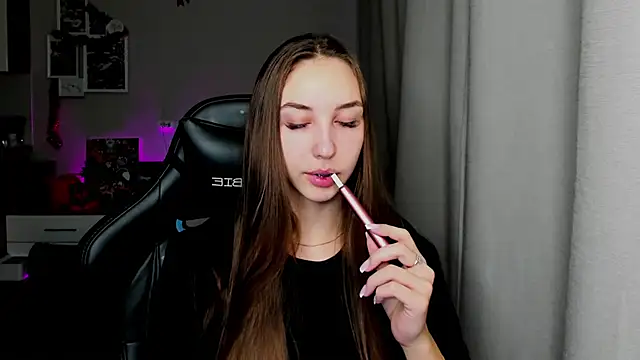 Sm0ly online show from 01/11/26, 02:51