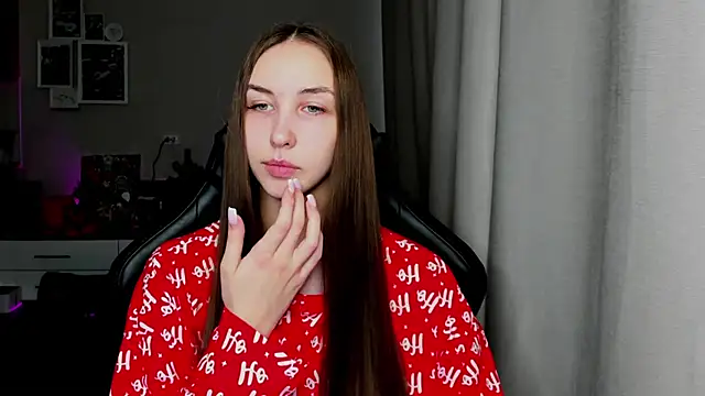 Sm0ly online show from 02/11/26, 04:12