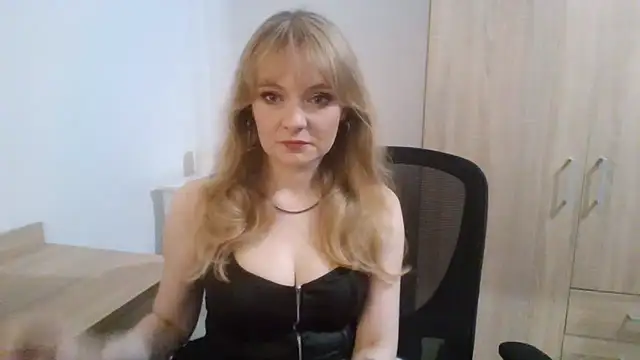 AlmaHoney online show from 09/30/25, 08:26