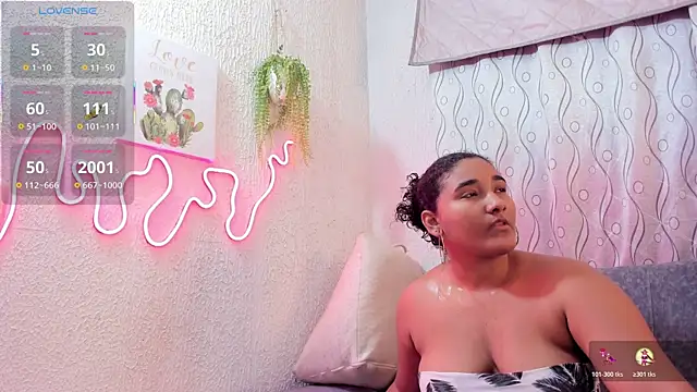 samanthaeliott22 online show from 10/25/25, 09:26