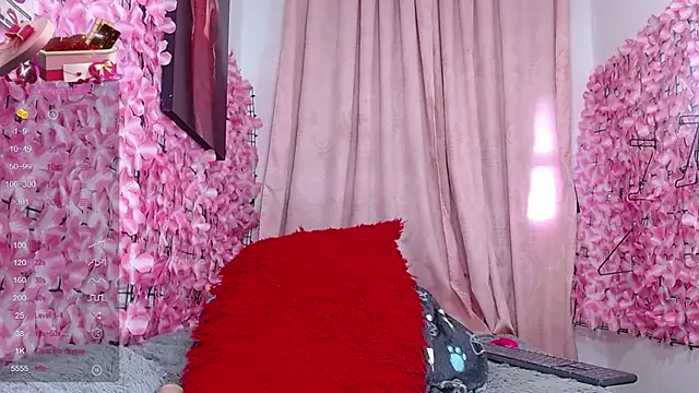 Snapshot of Veruzca_love chatting on 01/18/25, 11:54 Veruzca love online show from 01/18/25, 11:54