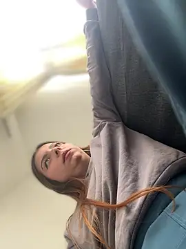 Cloew Marz online show from 02/12/26, 04:40