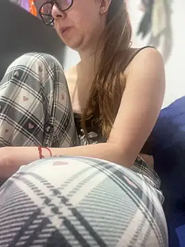 Cloew Marz online show from 02/15/26, 06:18