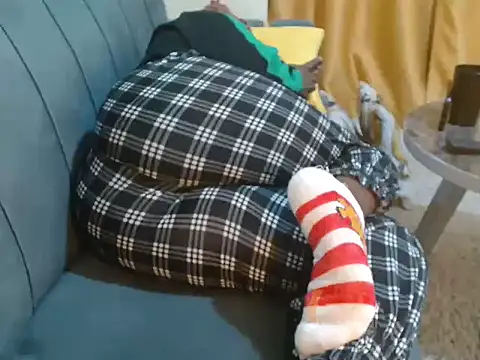 leslysexygirl online show from 12/02/25, 05:20