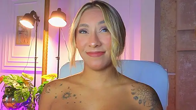 AlessiaLondon online show from 02/09/26, 10:13