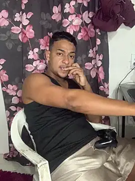 outropirocudo online show from 06/18/26, 05:50