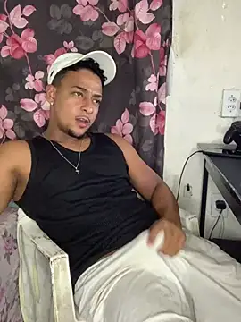 outropirocudo online show from 07/23/26, 04:43
