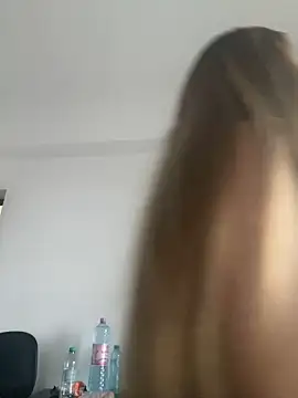 RaquelleDevon online show from 03/17/25, 06:07