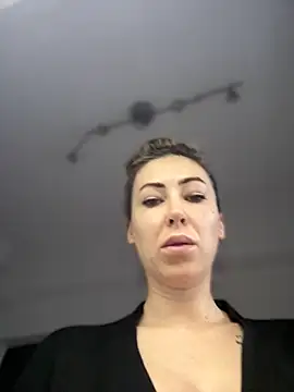 RaquelleDevon online show from 01/15/26, 06:06