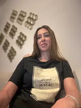 RaquelleDevon online show from 10/02/25, 05:05