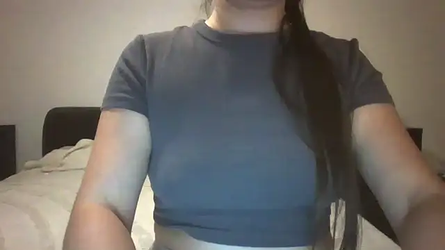 Snapshot of VanesaJewelz chatting on 12/01/24, 11:42 VanesaJewelz online show from 12/01/24, 11:42