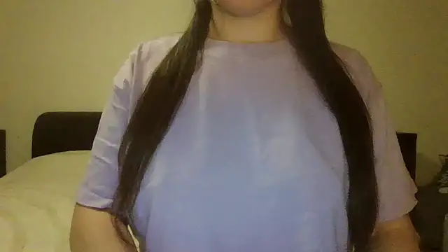 Snapshot of VanesaJewelz chatting on 03/02/25, 08:46 VanesaJewelz online show from 03/02/25, 08:46