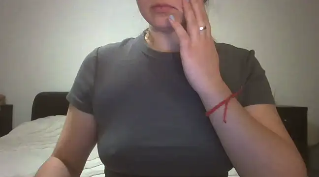 Snapshot of VanesaJewelz chatting on 03/07/25, 08:33 VanesaJewelz online show from 03/07/25, 08:33