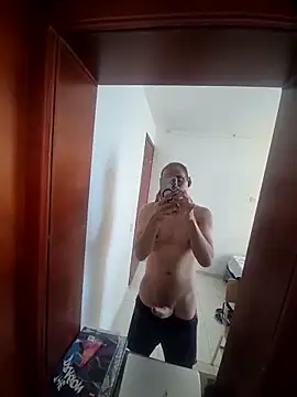 Juan2323hot online show from 09/30/25, 03:51