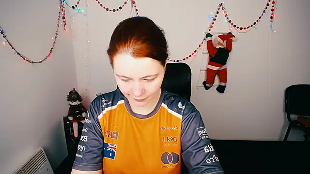 Sun Alexia online show from 12/19/25, 02:19