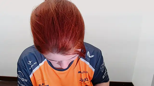 Sun Alexia online show from 10/27/25, 02:45