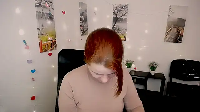 Sun Alexia online show from 11/06/25, 02:21