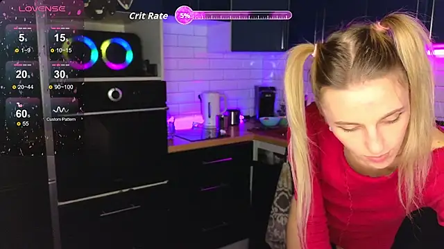Snapshot of Kate_Sex_House chatting on 09/14/25, 05:46 Kate Sex House online show from 09/14/25, 05:46