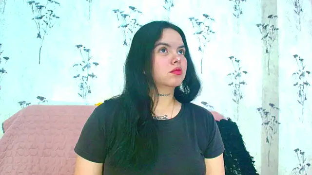 Snapshot of Mia_candy_0 chatting on 03/11/25, 12:06 Mia candy 0 online show from 03/11/25, 12:06