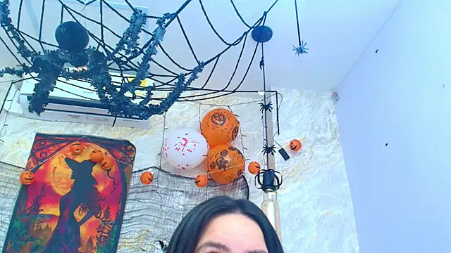 Mia candy 0 online show from 10/29/25, 12:04