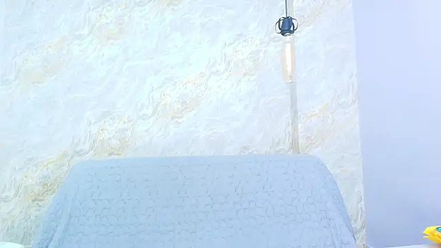 Snapshot of Mia_candy_0 chatting on 10/15/25, 12:02 Mia candy 0 online show from 10/15/25, 12:02