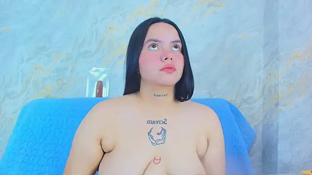 Mia candy 0 online show from 03/26/26, 12:03