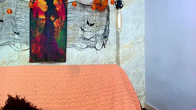 Mia candy 0 online show from 11/05/25, 12:08