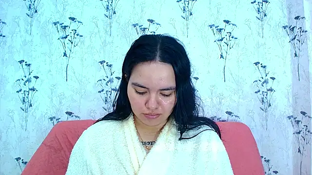 Snapshot of Mia_candy_0 chatting on 03/13/25, 06:23 Mia candy 0 online show from 03/13/25, 06:23