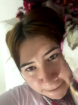 Mia foxx  online show from 12/14/25, 08:47