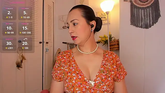 anaruiz  online show from 05/20/26, 05:54