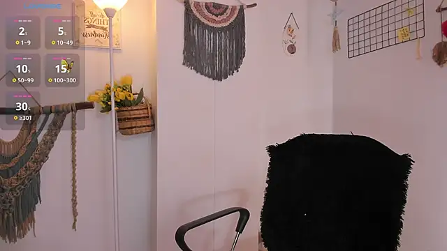 anaruiz  online show from 12/04/25, 08:30