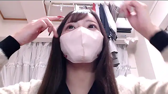 Snapshot of _chanMOMO_ chatting on 03/03/25, 03:00  chanMOMO  online show from 03/03/25, 03:00