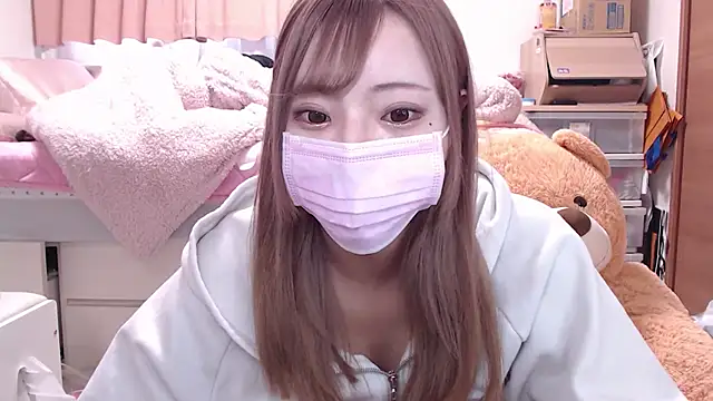 Snapshot of _chanMOMO_ chatting on 12/22/24, 01:45  chanMOMO  online show from 12/22/24, 01:45