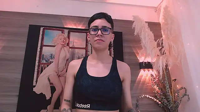 Cutie Shy  online show from 11/08/25, 07:28