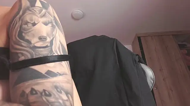 Cutie Shy  online show from 05/04/26, 12:52