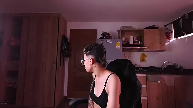 Cutie Shy  online show from 03/21/26, 01:26