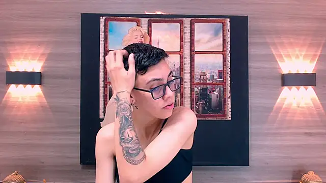 Snapshot of Cutie_Shy_ chatting on 10/06/25, 05:35 Cutie Shy online show from 10/06/25, 05:35