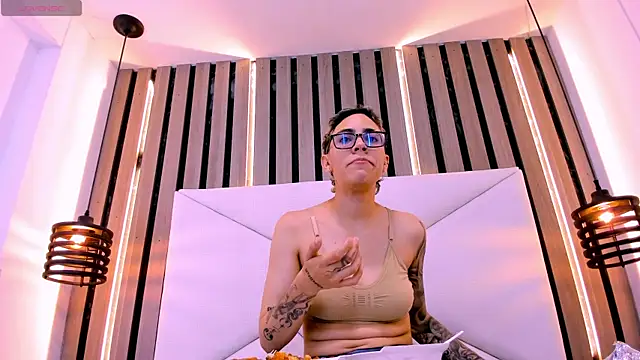 Cutie Shy  online show from 01/13/26, 07:29